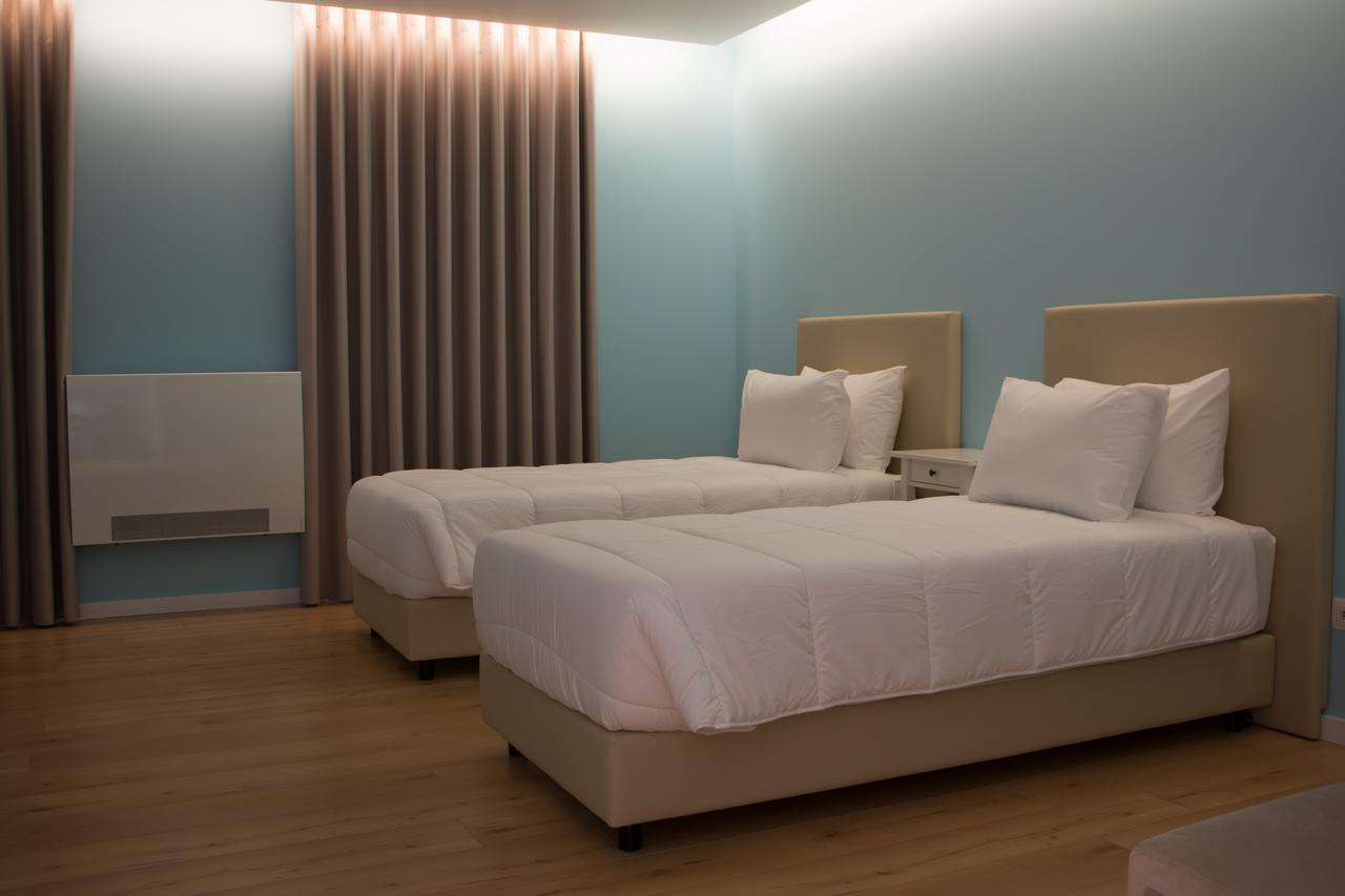 Feira Hostel & Suites 圣玛丽亚大德费拉 外观 照片